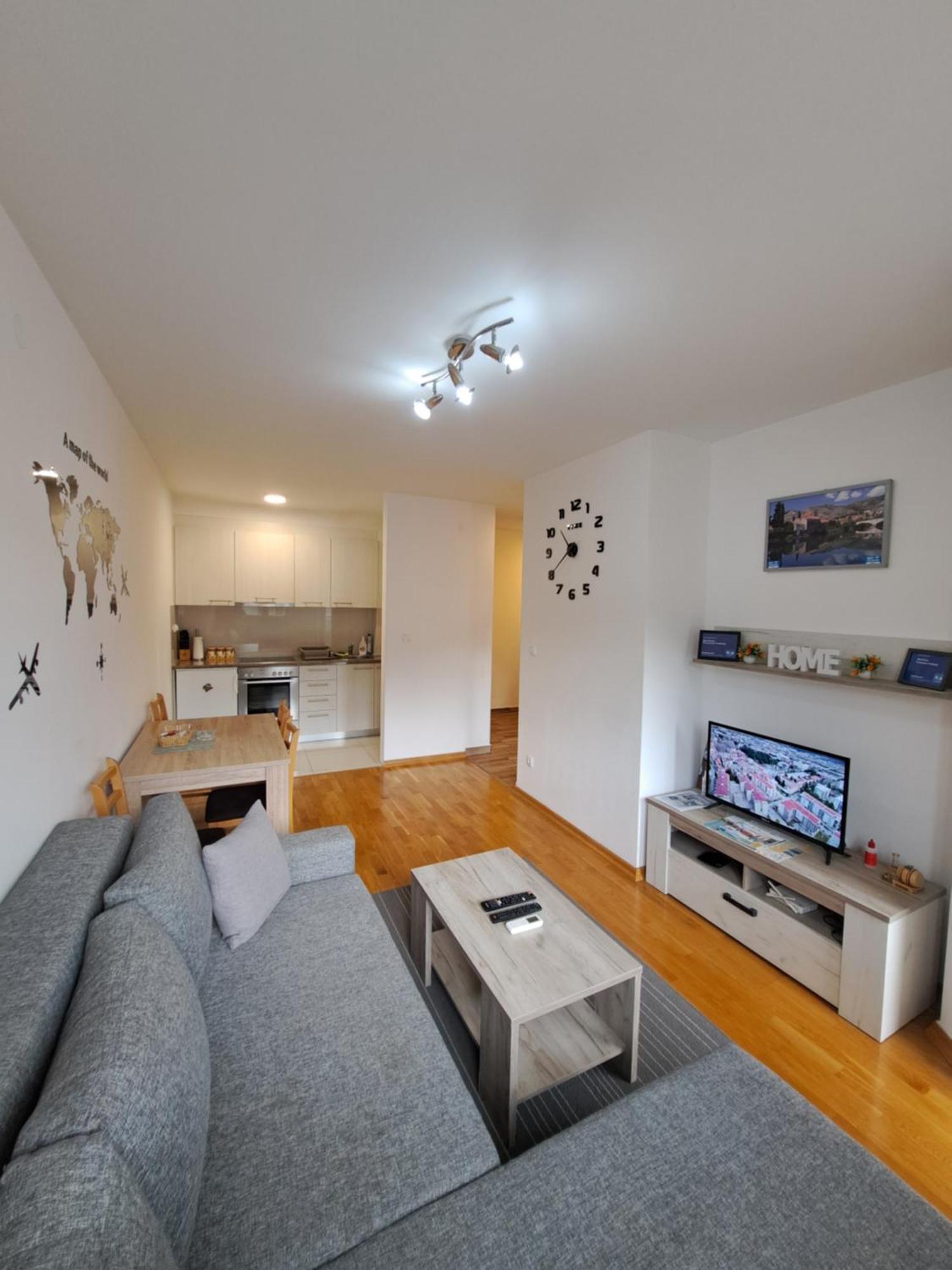 Apartman Panorama טרביניה מראה חיצוני תמונה